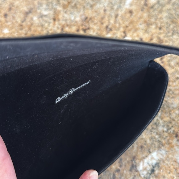 Rag & Bone black leather glasses case. Embossed logo. Silver push closure. - Picture 5 of 5